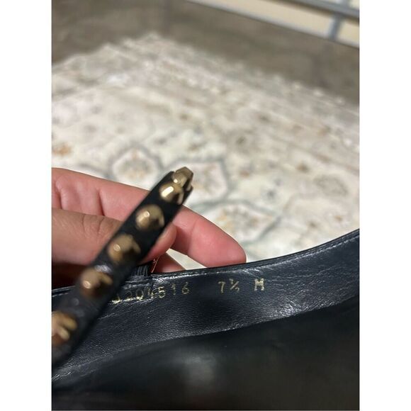 STUART WEITZMAN GOLD STUD KITTEN HEEL BLACK PUMPS - Picture 12 of 12